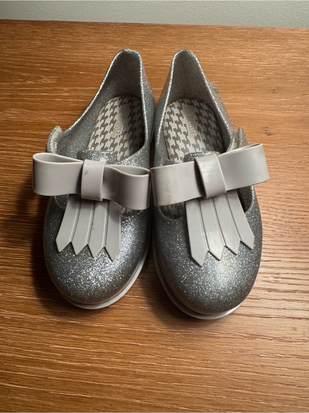 Girls Silver Glitter Bow Dress Shoes - Kids